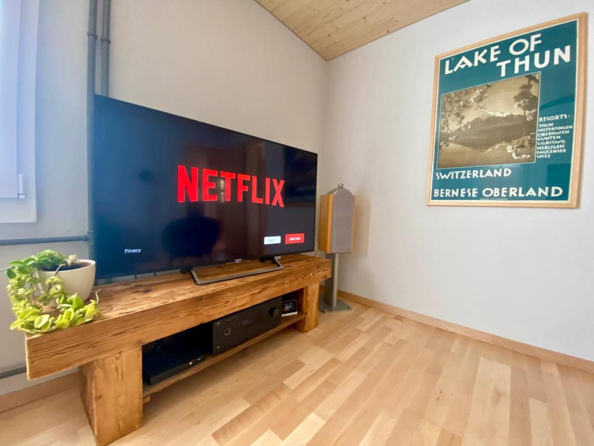 Chalet Egglen "Typical Swiss House, Best Views, Private Jacuzzi" Зигрисвиль Экстерьер фото